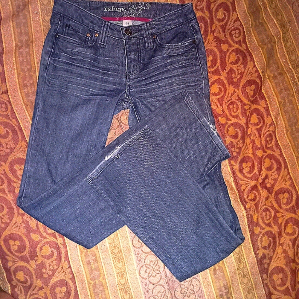 Barley worn boot cut jeans!!!!